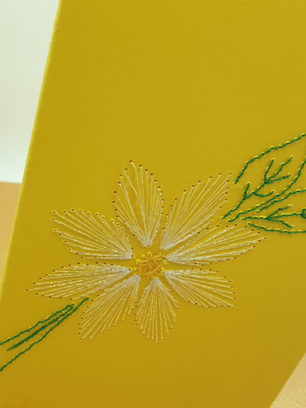 Sparkle White Daisy - Image 2